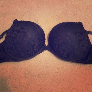 Victoria’s Secret bombshell bra 38 D